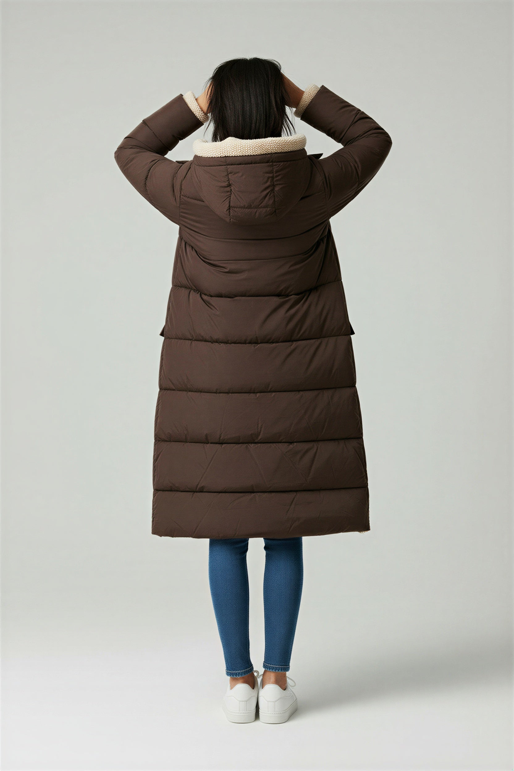 Puchowa kurtka odwracalna na każdą porę roku