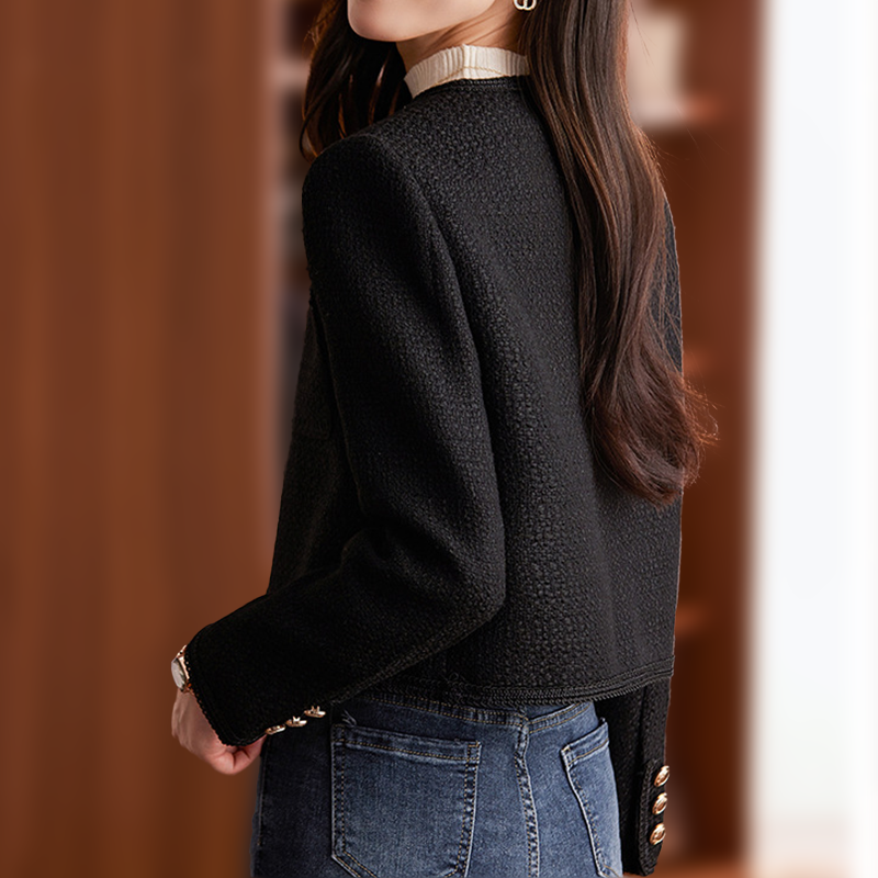 Krótka teksturowana marynarka