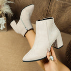 Eleganckie Botki na Słupku z Zamkiem