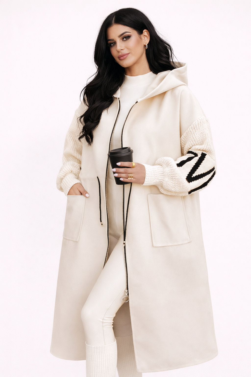 Luksusowa Długa Kurtka z Dzianinowymi Rękawami