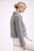 Ponadczasowa Szara Kurtka Przejściowa