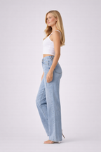 Jeansy o wysokim stanie i prostych nogawkach