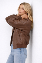 Ponadczasowa Krótka Kurtka Skórzana