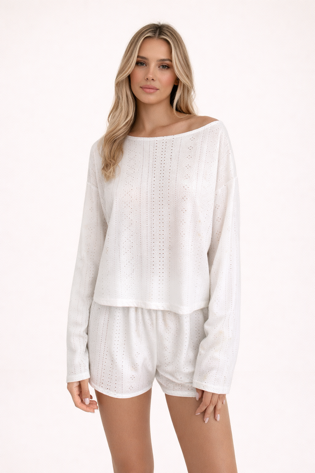 Lekki zestaw (top i szorty)