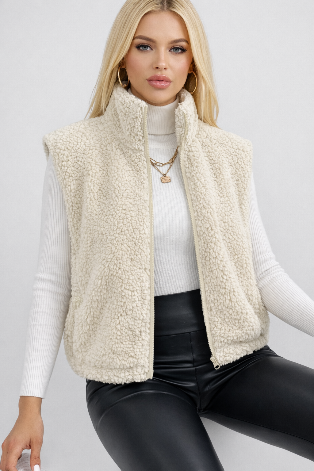 Przytulny Teddy Zip Gilet