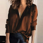 Satynowa Bluzka z V-dekoltem