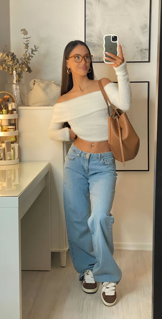 Women's Low Rise Wide Leg Full Length Jeans
