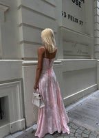 Maxi Sukienka z Kwiatową Strukturą