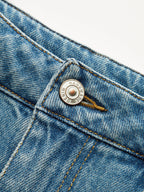 Jeansy z wysokim stanem i szerokimi nogawkami