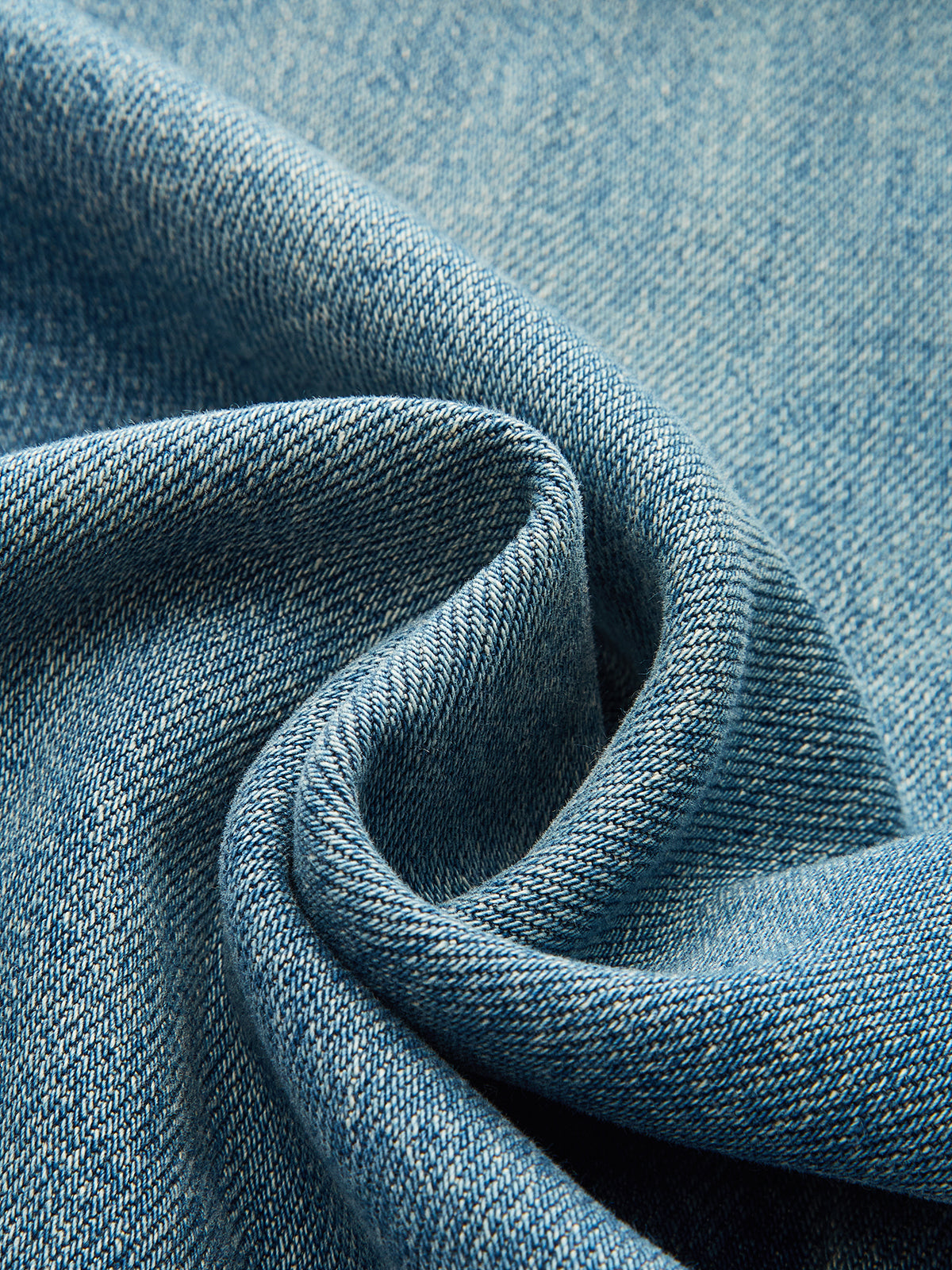 Jeansy z wysokim stanem i szerokimi nogawkami