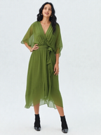 Elegancka sukienka midi z wiązaniem w talii