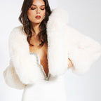 Luksusowy Płaszcz Teddy z Kapturem z Sztucznego Futra