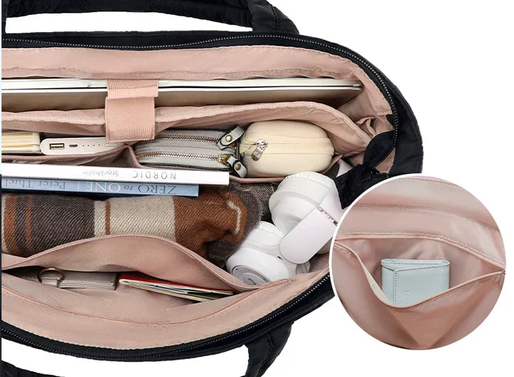 Pikowana Torba na Ramię w Kolorze Czarnym