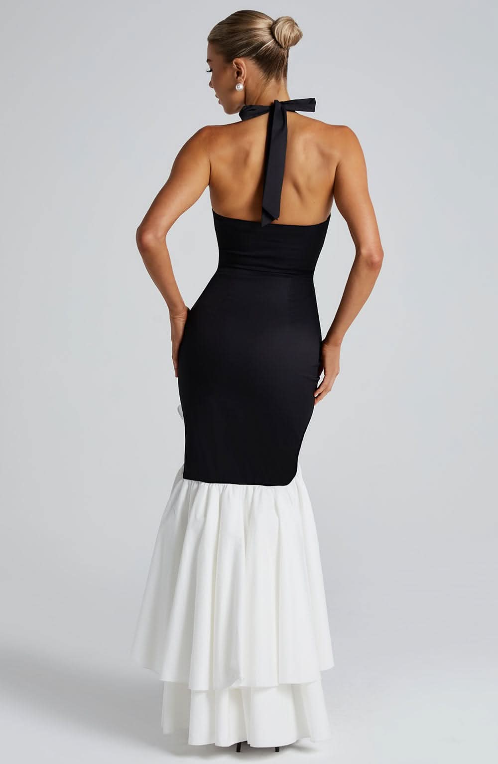 Women's Wedding Guest Halter Maxi Dress With Ruffle Hem